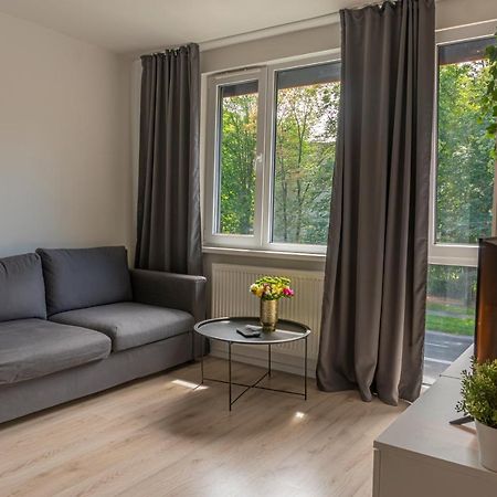ורשה Batorego 18 - White - 450M Stacja Metra Pola Mokotowskie, 800M Biblioteka Narodowa, 20M Piekny Park Pola Mokotowskie, 800M Do Sgh - Wifi - Smart Tv - Good Apartments מראה חיצוני תמונה