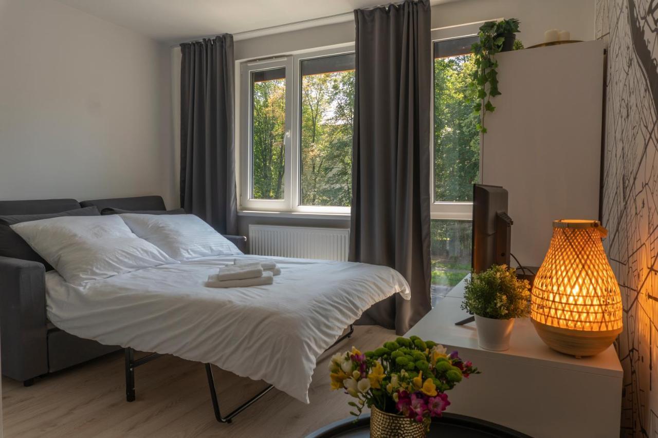 ורשה Batorego 18 - White - 450M Stacja Metra Pola Mokotowskie, 800M Biblioteka Narodowa, 20M Piekny Park Pola Mokotowskie, 800M Do Sgh - Wifi - Smart Tv - Good Apartments מראה חיצוני תמונה